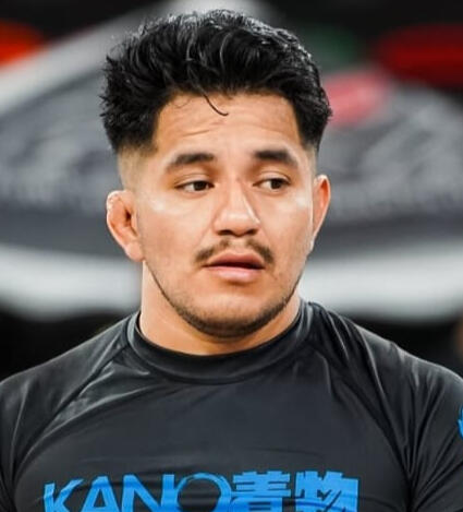 Gino Visaloth | BJJ Blue Belt, Striking & MMA Coach